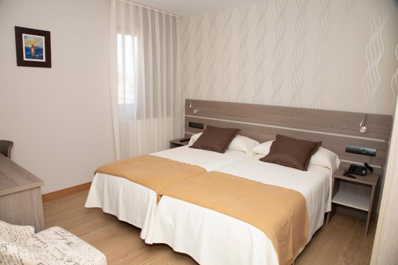 Hotel Mercedes Camargo Luaran gambar