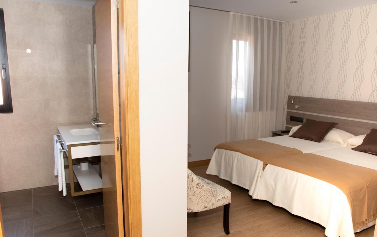 Hotel Mercedes Camargo Luaran gambar